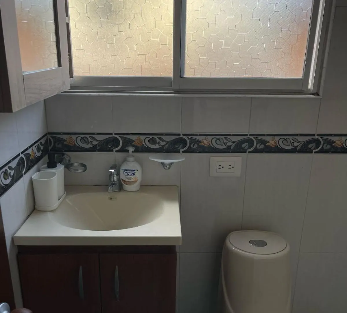 Aparta Estudio Amoblado Cerca Al Aeropuerto Bogota Colombia
