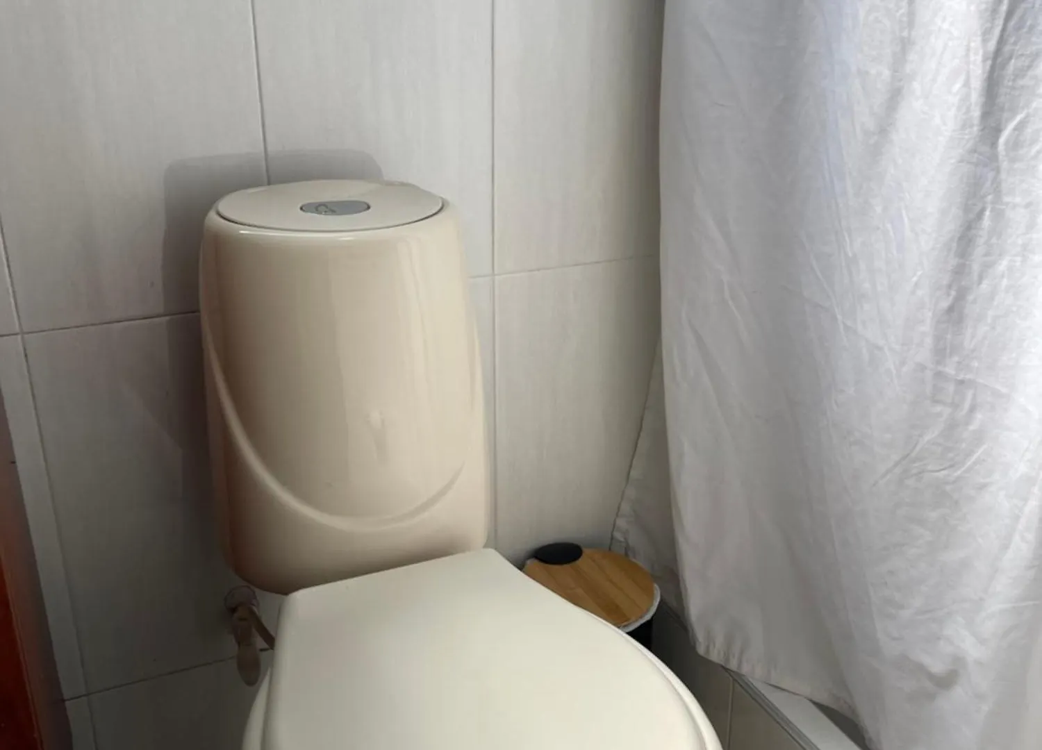 Aparta Estudio Amoblado Cerca Al Aeropuerto Bogota
