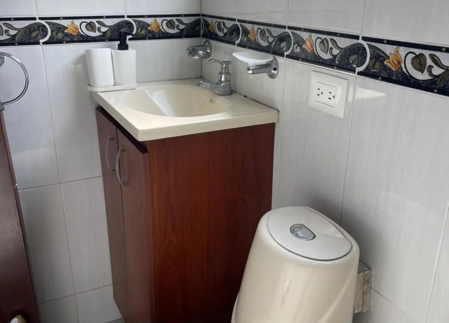 Aparta Estudio Amoblado Cerca Al Aeropuerto Bogota Apartment